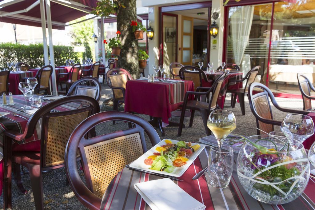 Auberge De La Terrasse Villersexel Eksteriør bilde