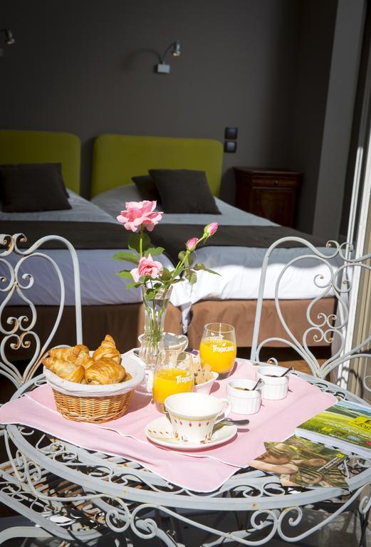 Auberge De La Terrasse Villersexel Eksteriør bilde